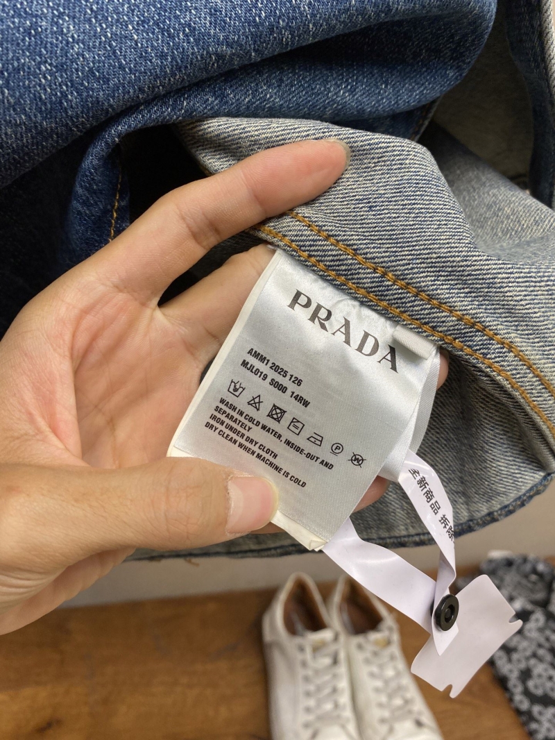 Pra*a jeans